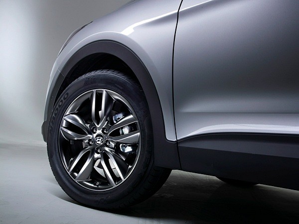 Hyundai tiếp tục tiết lộ về Santa Fe 2013_5