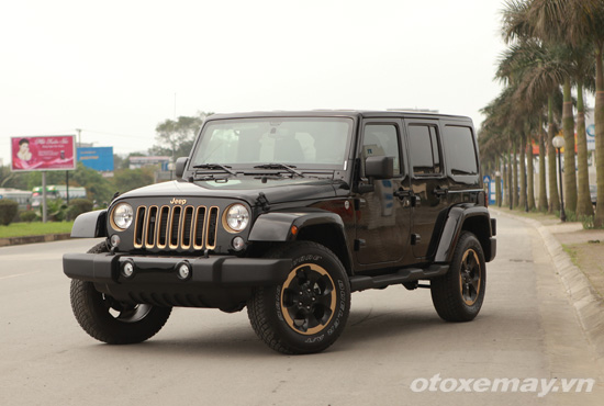 Gia xe jeep wrangler tai viet nam