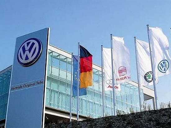 Forbes xếp VW là hãng xe lớn nhất thế giới
