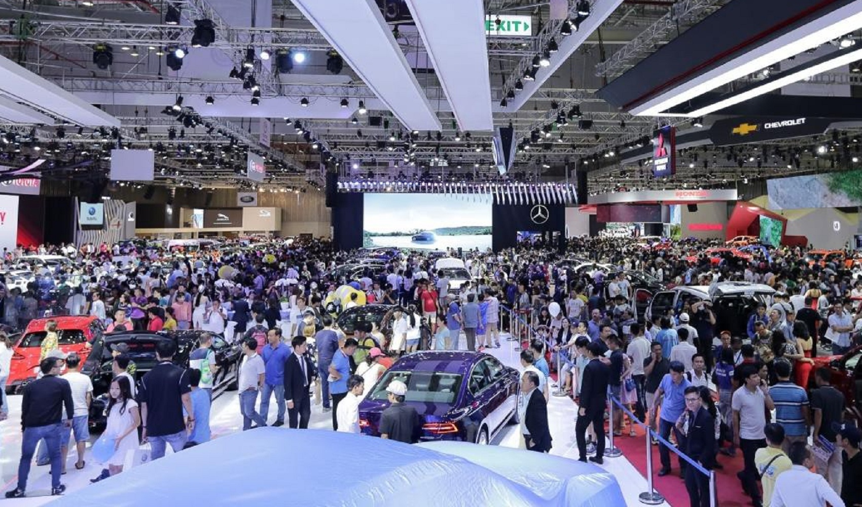 Thị trường ô tô Việt Nam tăng trưởng nhanh nhất Đông Nam Á