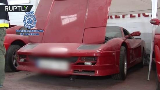 Siêu xe Ferrari và Lamborghini  bị phát hiện hàng giả 4