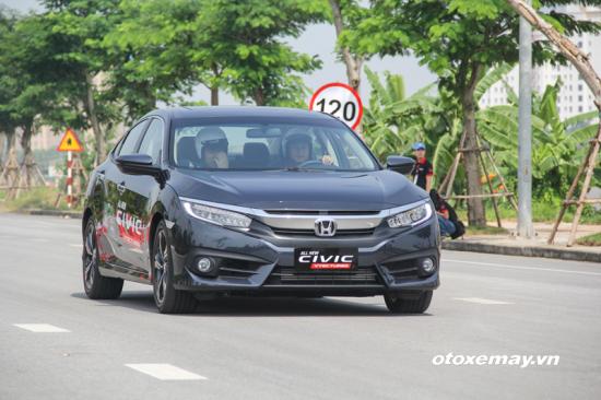 Honda Việt Nam triệu hồi Civic mới 