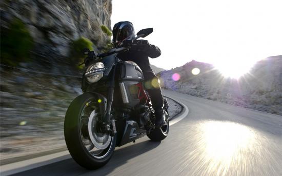 Hãng mô tô Ducati có thể “về tay”  Harley-Davidson