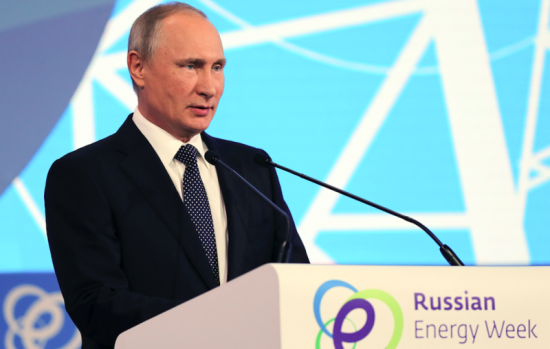 Tổng thống Nga thích xe điện nhưng “chê” chúng ô nhiễm hơn xe chạy bằng khí đốt