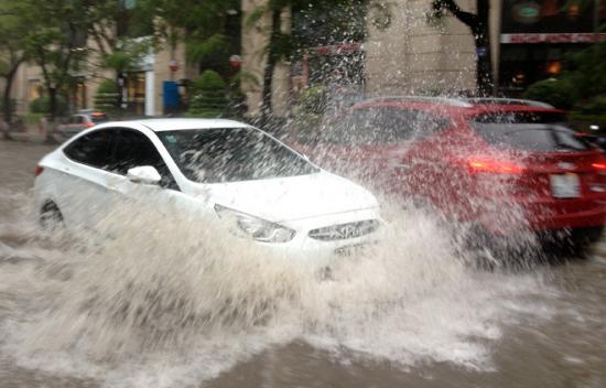 Làm sao để tránh mua xe bị ngập nước