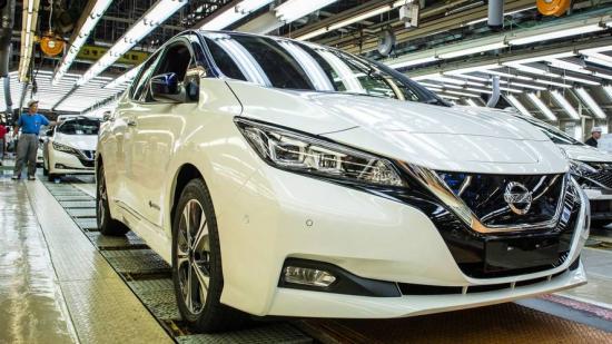 Nissan tạm dừng sản xuất vì sai sót trong kiểm tra chất lượng