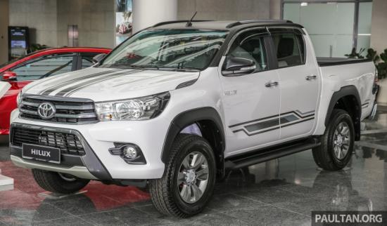 Xe Toyota Hilux 