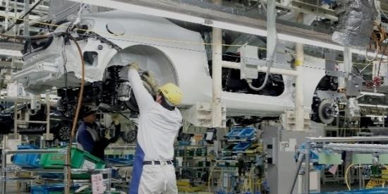Sau Nissan, Subaru thừa nhận để người thiếu chuyên môn kiểm tra sản phẩm