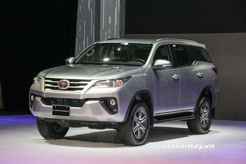 Xe Toyota Fortuner 