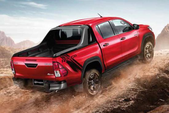 Xe Toyota Hilux 2018 3