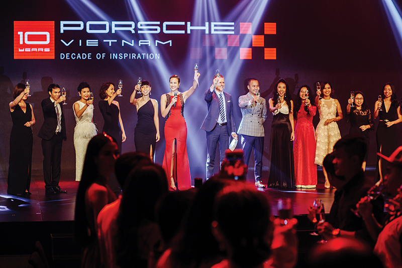 Kỷ niệm 10 năm Porsche Việt Nam: Đêm tiệc của cảm xúc và sang trọng 8