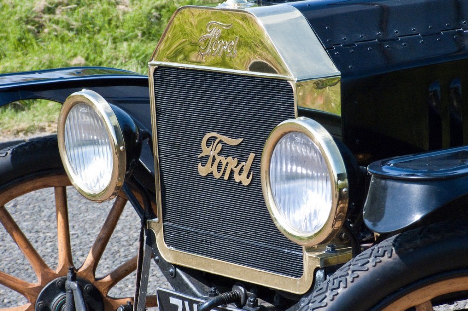 Henry Ford và sáng chế giảm trọng lượng xe 5