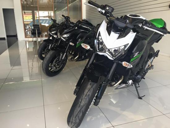 Kawasaki Z800 ABS 2016 đầu tiên về Việt Nam A2