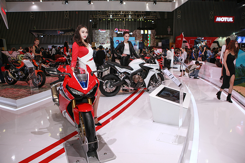 Đầu năm 2018, Honda Việt Nam chính thức kinh doanh xe phân khối lớn