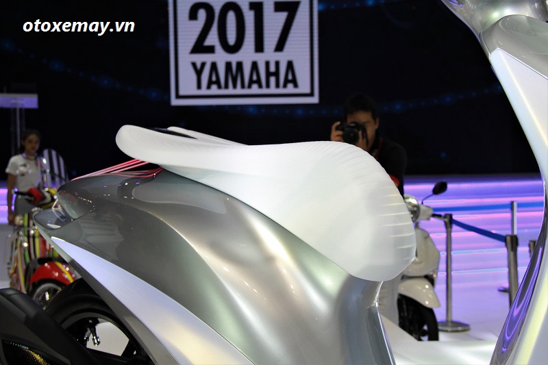 vmcs-2017-yamaha-fashion-zone-glorious-concept-xe-tay-ga-anh15
