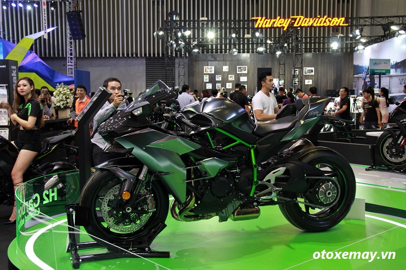 Soi chi tiết Kawasaki Ninja H2 Carbon sẽ được phân phối tại Việt Nam