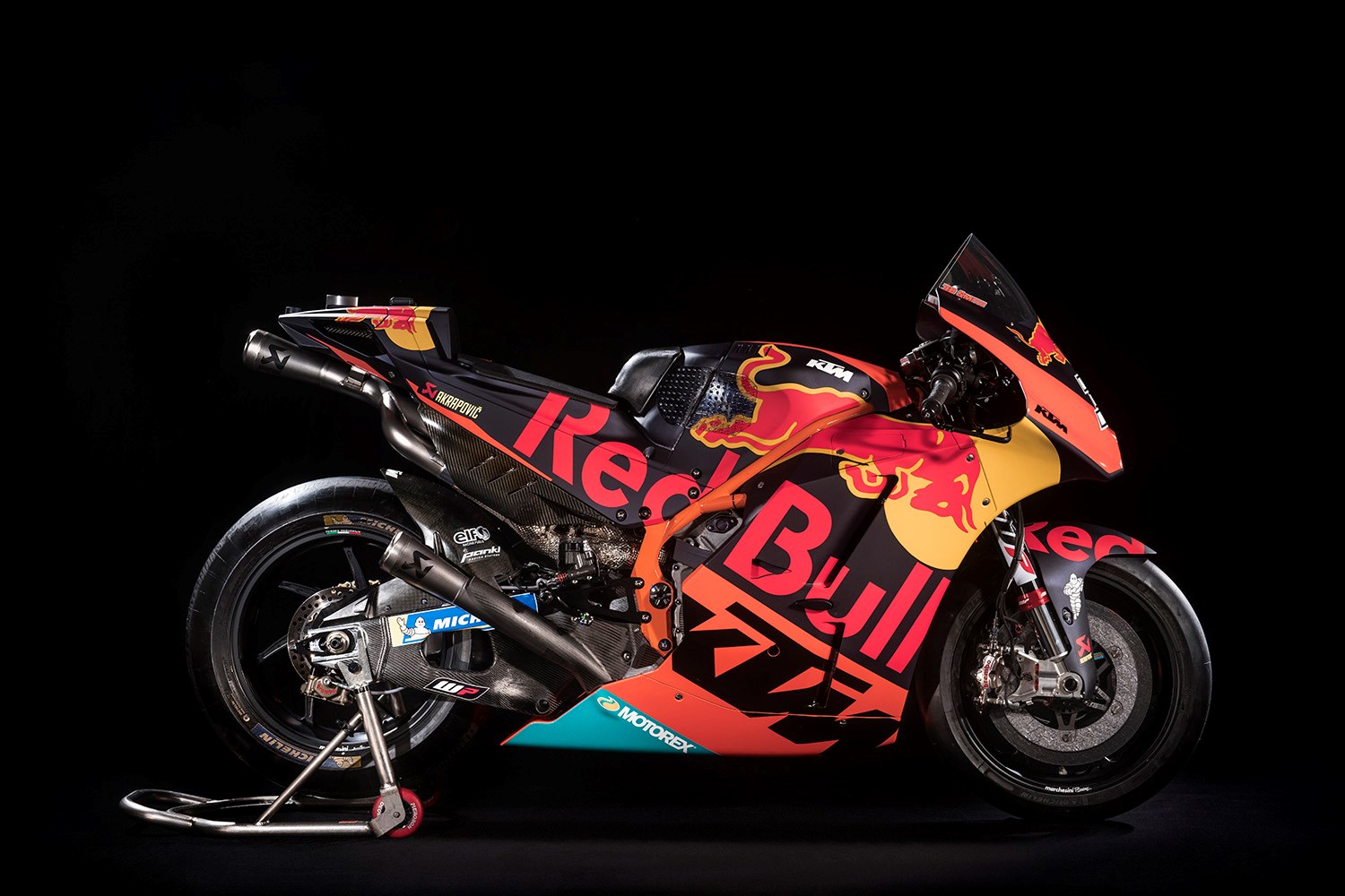 KTM phô diễn ngựa chiến RC16 cho MotoGP 2018
