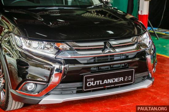 2017-Mitsubishi-Outlander-CKD-2.0-AWD-2