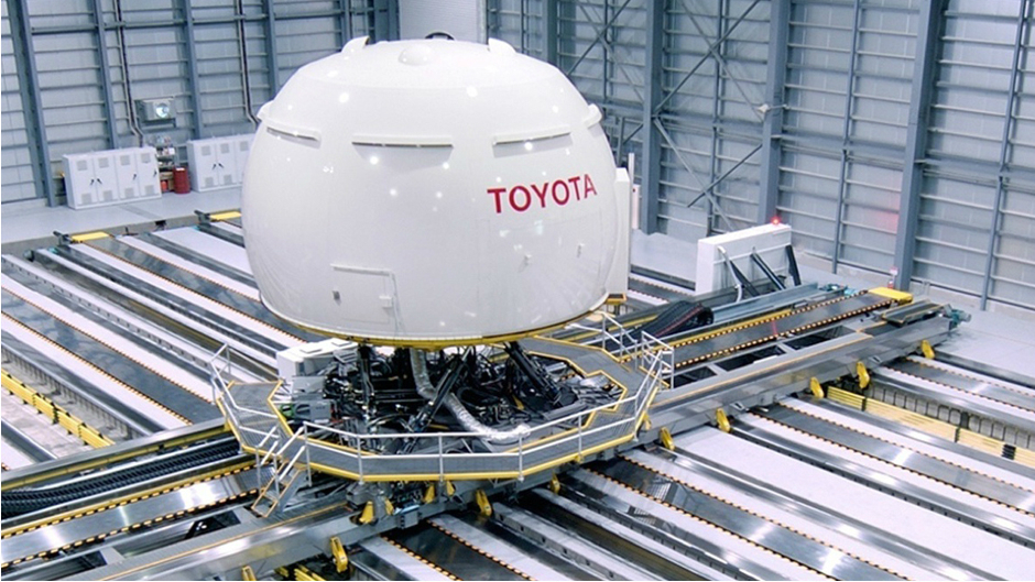 Toyota “tiết kiệm” được 100 tỷ Yên để đầu tư cho xe điện và xe tự lái