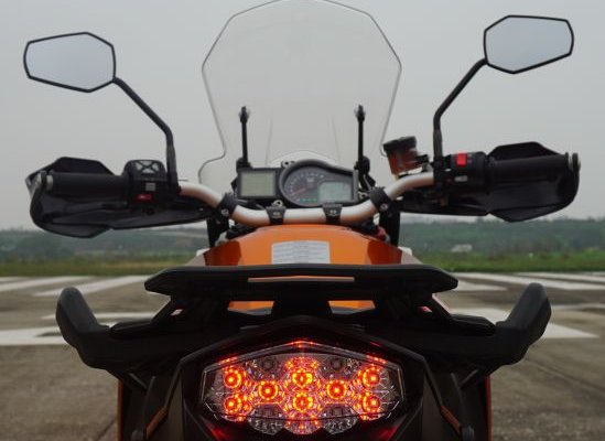 STAND (9).jpg KTM 1190 Adventure: khám phá trên từng cây số
