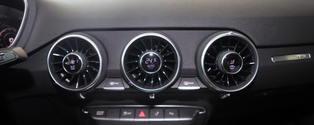 audittcoupe39.jpg Ảnh chi tiết Audi TT Coupe 2.0 TFSI