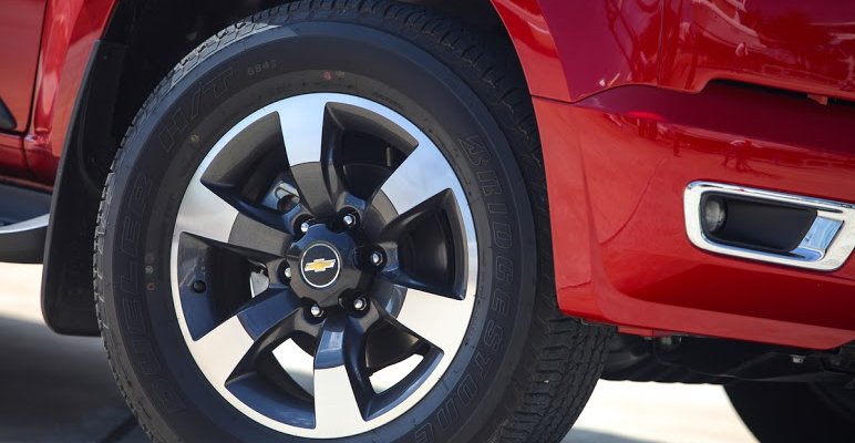 GDfAYNC58gja6UP1U_wCms0UtxO6ZNezlAxLAEDVM0CzoDH-tu-fQ95UH0FQxm3rRoL38g=w1315-h515.jpg Chevrolet Colorado High Country