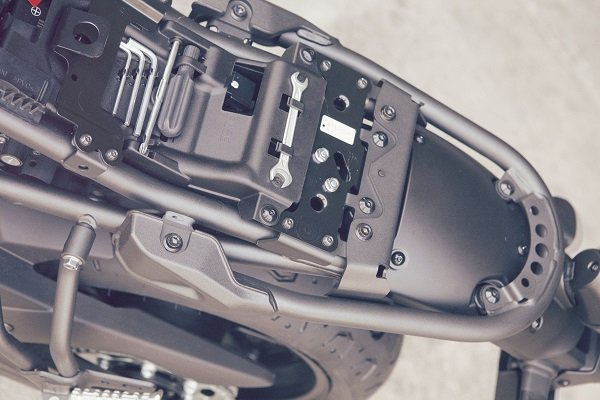 2016_YAM_XS700_EU_DNGM3_DET_018.jpg Yamaha tung xe thách thức BMW R nineT và Ducati Scrambler