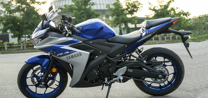 otoxemay.vn-Yamaha-R3-anh2.jpg Yamaha YZF-R3 2015 – sportbike sử dụng hàng ngày