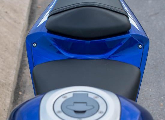 yamaha-r3-anh7.jpg Yamaha YZF-R3 2015 – sportbike sử dụng hàng ngày