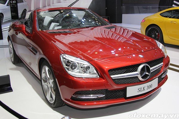 OTXM-Trien-lam-o-t0-2016-Mercedes25.jpg Màn trình diễn của Mercedes-Benz tại VMS 2015