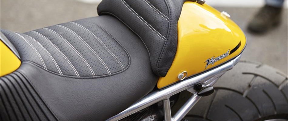 2015_YAM_LibertyYam_FR_CUSTOM_DET__019_gal_worlds_full_tcm114-626687.jpg Dân buôn Yamaha bỏ bán hàng đi thi độ xe