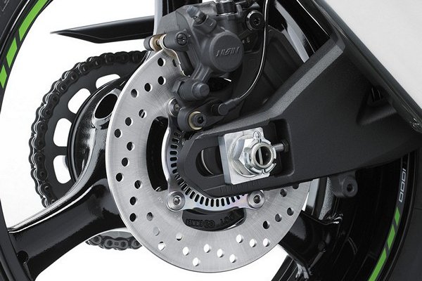 kawasaki-ninja-zx10r-2016-10.jpg Kawasaki Ninja ZX-10R 2016 sắp về Việt Nam