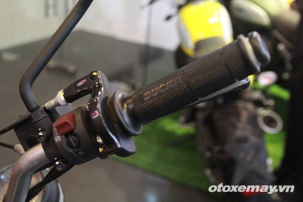 Ducati-Sixty2-tai-Ha-Noi-gia-285-trieu-06.jpg Ducati Scrambler Sixty2 xuất hiện tại Hà Nội, giá 285 triệu
