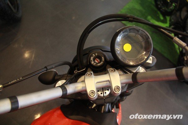 Ducati-Sixty2-tai-Ha-Noi-gia-285-trieu-10.jpg Ducati Scrambler Sixty2 xuất hiện tại Hà Nội, giá 285 triệu