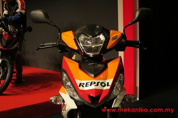 Honda-RS150R-launch-2016-mekanika-12.jpg Honda Winner 150 bổ sung thêm bản Repsol