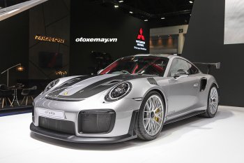 Cận cảnh mẫu Porsche 911 GT2 RS mạnh nhất lịch sử Cận cảnh mẫu Porsche 911 GT2 RS mạnh nhất lịch sử