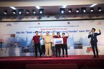 Chủ nhân các giải thưởng hội thi “Sinh viên lái xe ôtô an toàn cùng Honda năm 2018” Chủ nhân các giải thưởng hội thi “Sinh viên lái xe ôtô an toàn cùng Honda năm 2018”