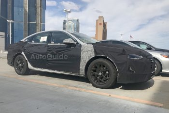 Hyundai Sonata 2020 lần đầu lộ diện Hyundai Sonata 2020 lần đầu lộ diện