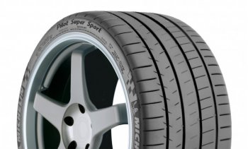 Lốp xe Michelin “chán” cao su quay sang gỗ Lốp xe Michelin “chán” cao su quay sang gỗ