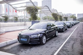 Audi cung cấp đội xe 55 chiếc đón khách Diễn đàn Kinh tế Thế giới tại Hà Nội Audi cung cấp đội xe 55 chiếc đón khách Diễn đàn Kinh tế Thế giới tại Hà Nội