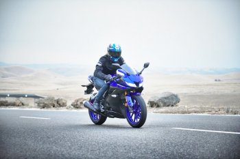 Yamaha YZF-R125 2019 ra mắt, lột xác với động cơ 125cc mới nhất Yamaha YZF-R125 2019 ra mắt, lột xác với động cơ 125cc mới nhất