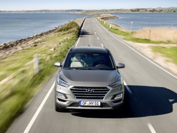 Hyundai Tucson 2018 bản facelifted máy dầu có hybrid nhẹ Hyundai Tucson 2018 bản facelifted máy dầu có hybrid nhẹ