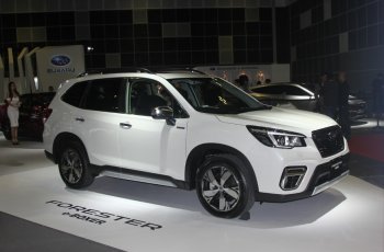 Chùm ảnh xe Subaru Forester e-Boxer Hybrid sẽ về Việt Nam Chùm ảnh xe Subaru Forester e-Boxer Hybrid sẽ về Việt Nam