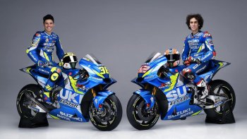 Moto GP 2019: Suzuki Ecstar tung ra GSX RR 2019 mới thách thức mọi đối thủ Moto GP 2019: Suzuki Ecstar tung ra GSX RR 2019 mới thách thức mọi đối thủ