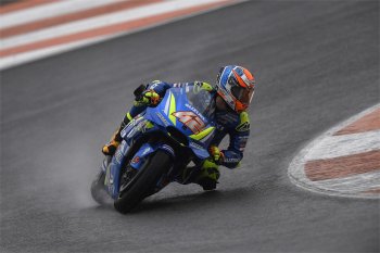 MotoGP “10 years Challenge “ : Sự thay đổi của các con quái vật trong giải đua mô tô hàng đầu thế giới! MotoGP “10 years Challenge “ : Sự thay đổi của các con quái vật trong giải đua mô tô hàng đầu thế giới!