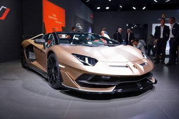 Lamborghini Aventador SVJ Roadster có giá khởi điểm 574.000 USD Lamborghini Aventador SVJ Roadster có giá khởi điểm 574.000 USD