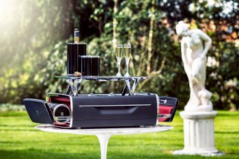 Hộp đựng sâm banh Rolls-Royce đắt hơn xe BMW Hộp đựng sâm banh Rolls-Royce đắt hơn xe BMW
