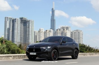 SUV tiên phong Maserati Levante tăng tốc bất ngờ trên phố Sài thành SUV tiên phong Maserati Levante tăng tốc bất ngờ trên phố Sài thành