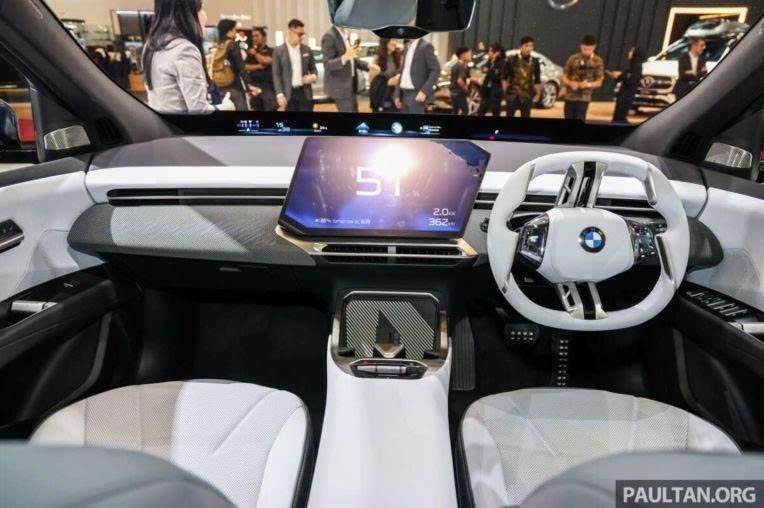 BMW iX3 2026 ra mắt Đông Nam Á: Chạy 805 km/sạc, hỗ trợ sạc nhanh 400 kW BMW%20iX3%202026%20ra%20m%E1%BA%AFt%20%C4%90%C3%B4ng%20Nam%20%C3%81 Anh2