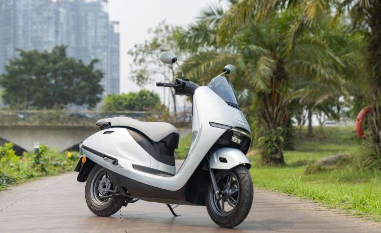 Honda%20c%C3%B3%20th%E1%BB%83%20l%E1%BA%AFp%20r%C3%A1p%20xe%20m%C3%A1y%20%C4%91i%E1%BB%87n%20UC3 Anh2